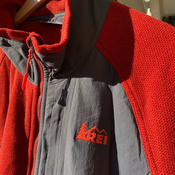 NWOT REI Fleece Jacket Red/Grey XXL - Picture 2 of 13